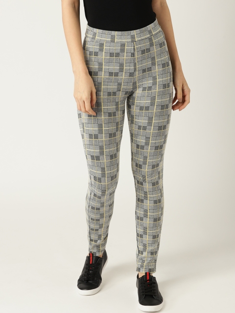 

United Colors of Benetton Women White & Black Checked Leggings