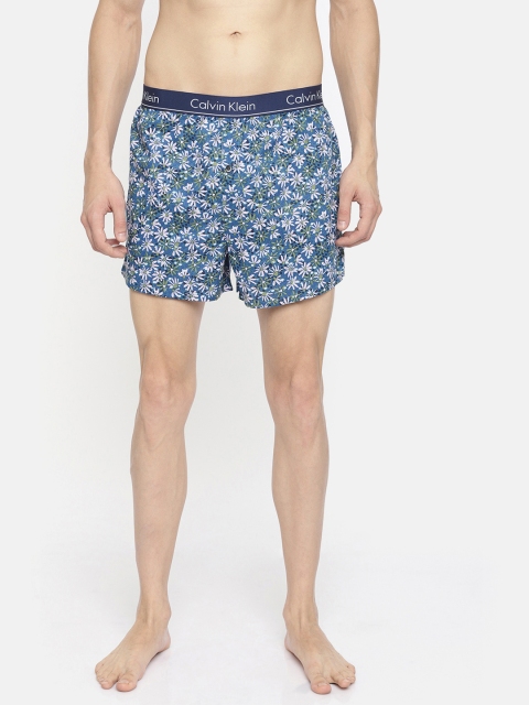 

Calvin Klein Underwear Men Teal Blue & Pink Printed Slim Fit Trunks NB15236VJ