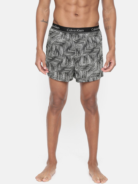 

Calvin Klein Underwear Men Black & White Printed Pure Cotton Boxers NB15234VY
