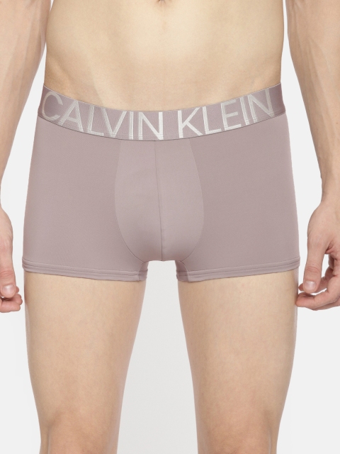 

Calvin Klein Underwear Men Mauve Solid Trunks NB1702DLF