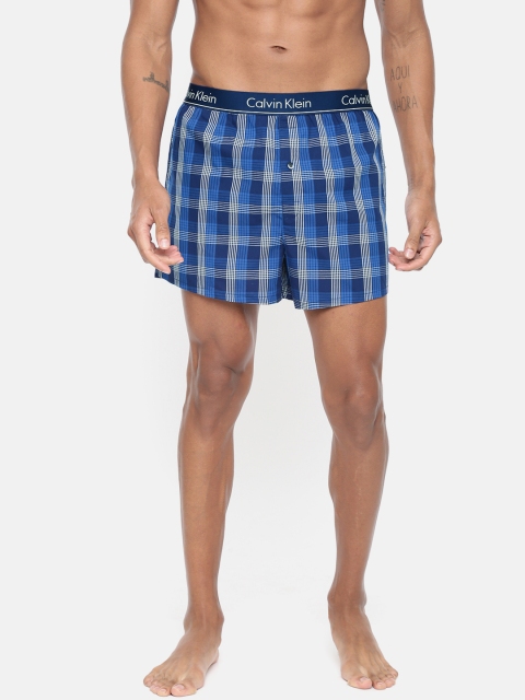 

Calvin Klein Underwear Men Purple and Off White Checked Boxers NB15237HJ