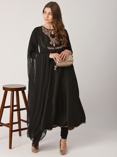 

IMARA Women Black Yoke Design Kurta with Churidar & Dupatta
