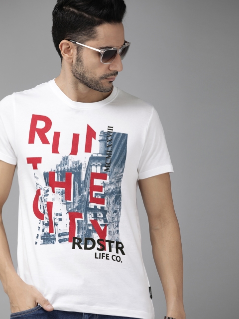 

The Roadster Lifestyle Co Men White Printed Round Neck Pure Cotton T-shirt