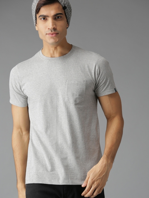 

The Roadster Lifestyle Co Men Grey Melange Solid Round Neck Oganic Cotton Greenturn T-shirt