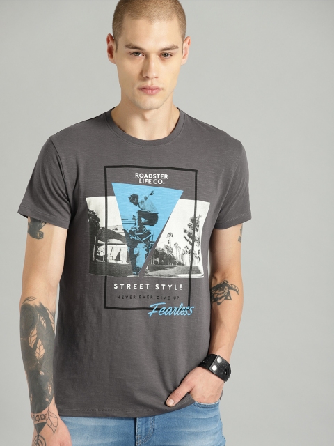 

Roadster Men Charcoal Grey Printed Round Neck T-shirt