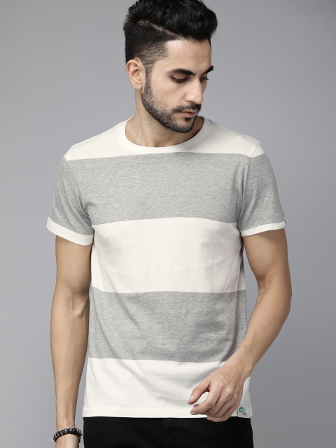 

The Roadster Lifestyle Co Men White Grey Striped Round Neck Pure Cotton T-shirt