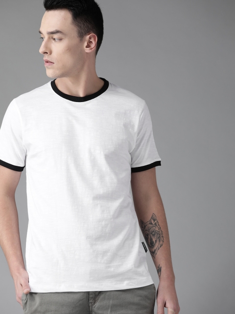 

Roadster Men White Solid Round Neck T-shirt