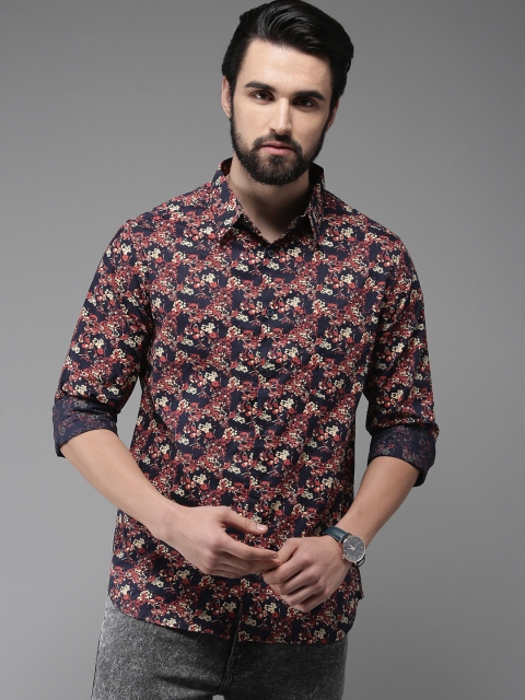 

Anouk Men Navy Blue & Red Regular Fit Printed Casual Shirt