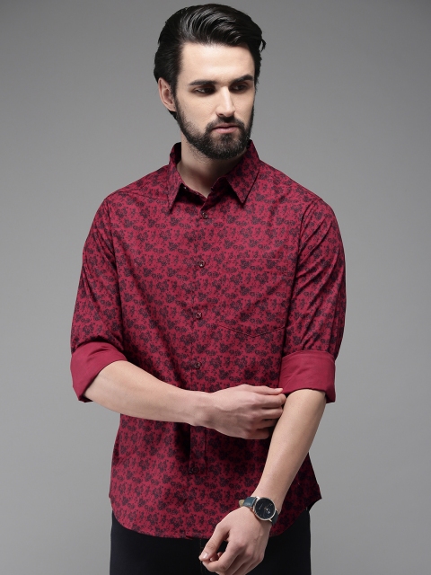 

Anouk Men Red & Black Regular Fit Printed Casual Shirt