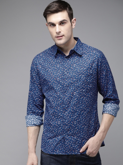 

Anouk Men Blue & Maroon Regular Fit Printed Casual Shirt