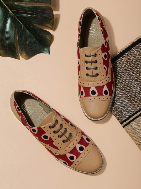 

Taavi Women Tan Brown & Red Raffia Printed Sustainable Oxfords