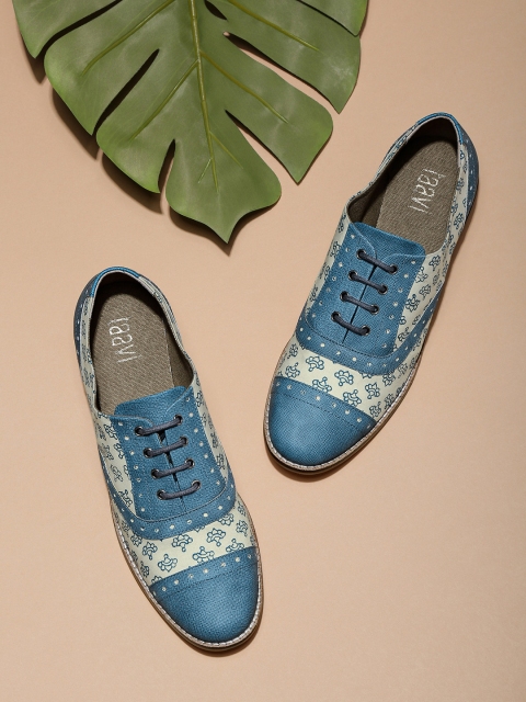 

Taavi Women Blue & Beige Bagru Printed Sustainable Oxfords