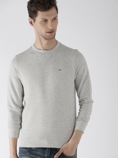 

Tommy Hilfiger Men Grey Solid Round Neck Sweatshirt