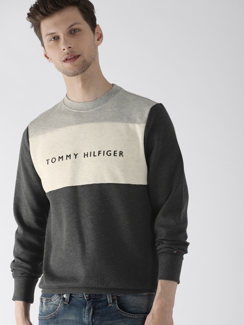 

Tommy Hilfiger Men Black & Cream Colourblocked Sweatshirt