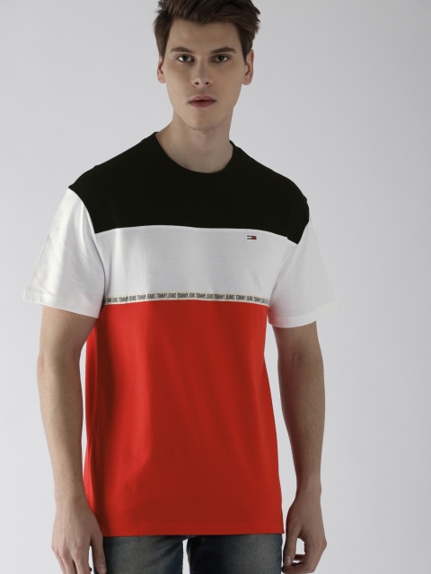 

Tommy Hilfiger Men Navy Blue & White Colourblocked Round Neck T-shirt