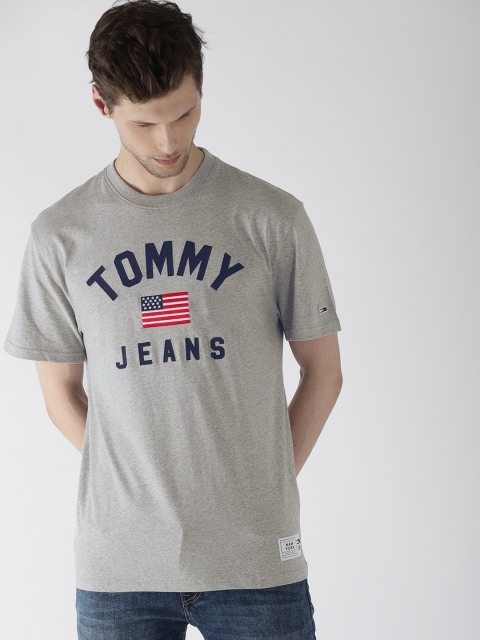 

Tommy Hilfiger Men Grey Melange & Navy Blue Self Design Round Neck T-shirt