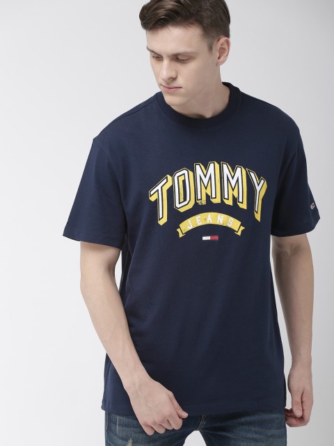 

Tommy Hilfiger Men Navy Blue Printed Regular Fit Round Neck T-shirt