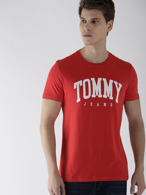 

Tommy Hilfiger Men Red Printed Round Neck T-shirt