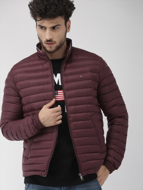 

Tommy Hilfiger Men Burgundy Solid Lightweight Packable Puffer Jacket