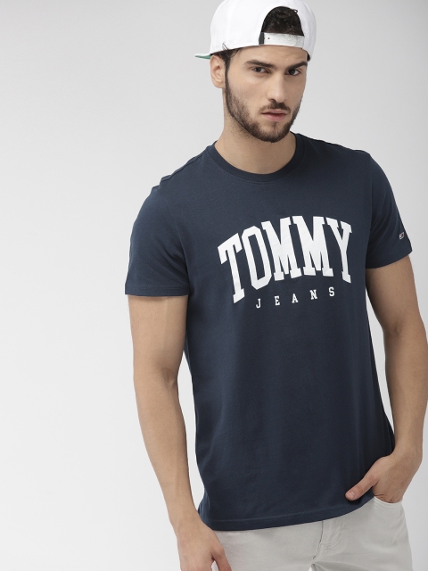 

Tommy Hilfiger Men Navy Blue & White Printed Round Neck T-shirt