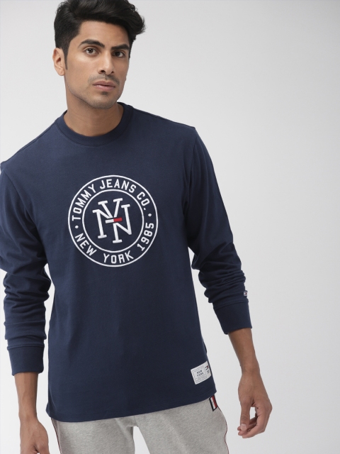 

Tommy Hilfiger Men Navy Blue Printed Round Neck T-shirt