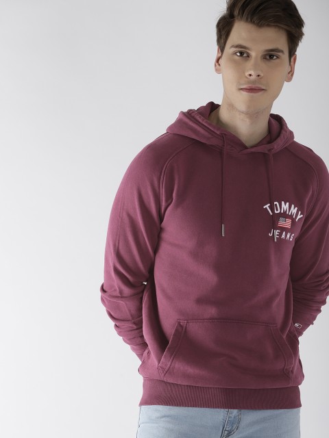 

Tommy Hilfiger Men Burgundy Solid Hooded Sweatshirt
