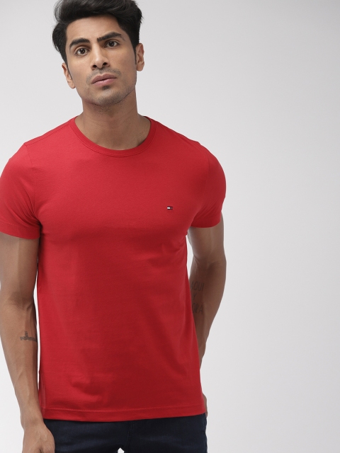 

Tommy Hilfiger Men Red Solid Round Neck T-shirt