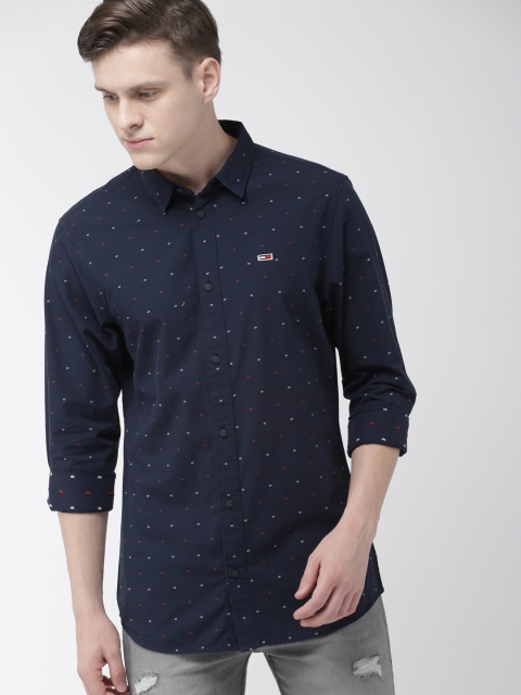 

Tommy Hilfiger Men Navy Blue & White Slim Fit Self Design Casual Shirt
