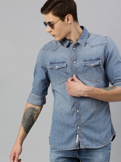 

Tommy Hilfiger Men Blue Regular Fit Faded Casual Denim Shirt