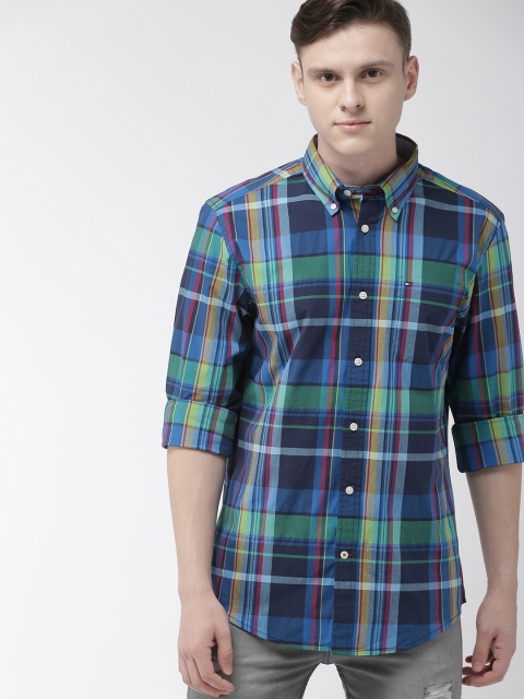 

Tommy Hilfiger Men Navy Blue & Red Regular Fit Checked Casual Shirt