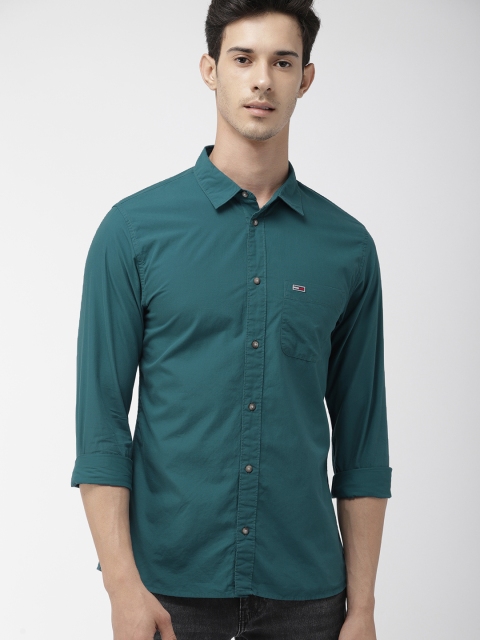 

Tommy Hilfiger Men Teal Blue Regular Fit Solid Casual Shirt