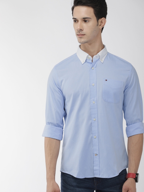 

Tommy Hilfiger Men Blue Oxford Regular Fit Self Design Casual Shirt