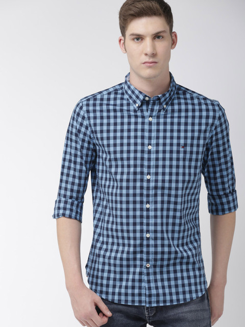 

Tommy Hilfiger Men Blue Slim Fit Checked Casual Shirt
