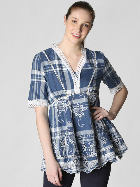 

Vero Moda Women Blue Checked V-Neck A-Line Pure Cotton Top