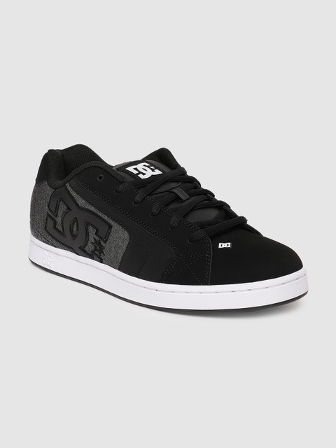 

DC Men Black Solid Suede Sneakers
