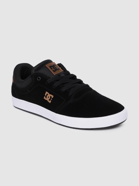 

DC Men Black Solid Suede Sneakers