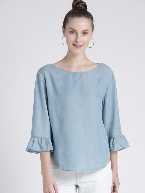 

GAP Women's Flounce Sleeve Chambray Top in TENCEL, Blue