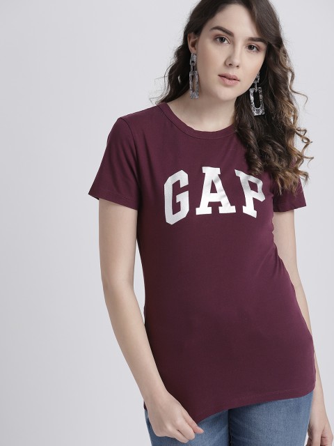 

GAP Women's Logo Crewneck T-Shirt, Burgundy