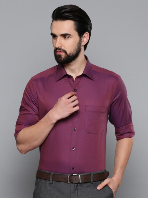 

Louis Philippe Men Burgundy Classic Fit Solid Formal Shirt