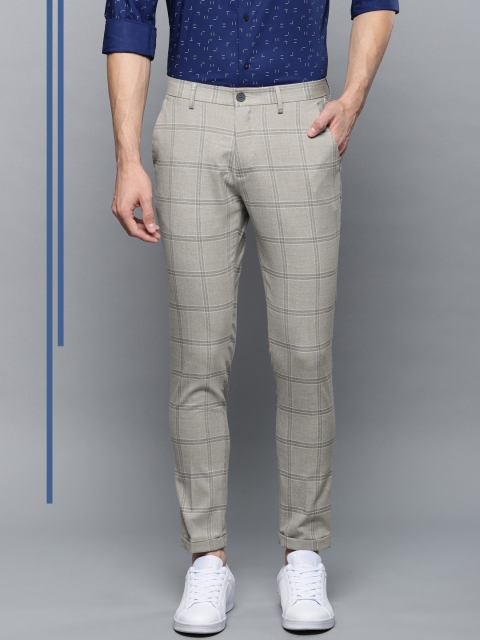 

Louis Philippe Ath.Work Men Grey & White Tapered Fit Self Checked Formal Trousers
