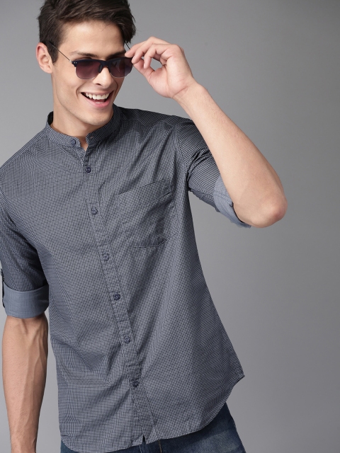 

HERE&NOW Men Grey & Black Slim Fit Printed Casual Shirt