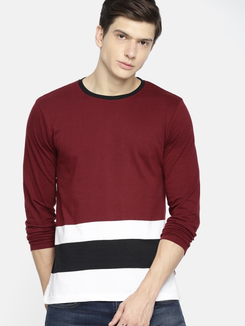 

Roadster Men Maroon & White Colourblocked Round Neck T-shirt