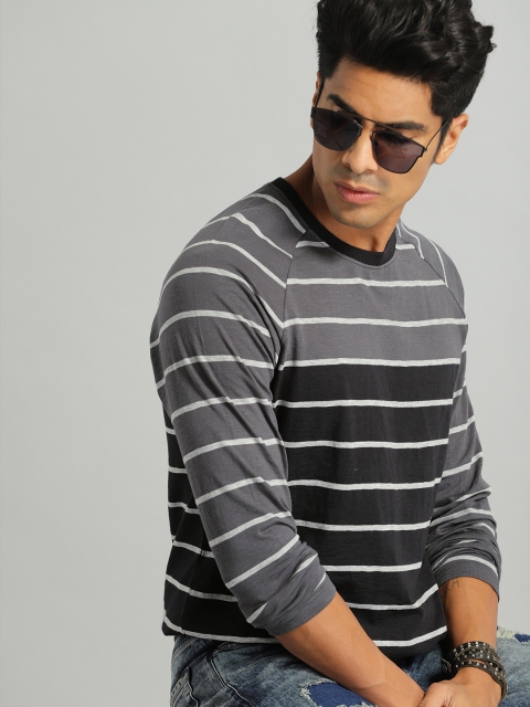 

The Roadster Lifestyle Co Men Black Grey Striped Round Neck Pure Cotton T-shirt