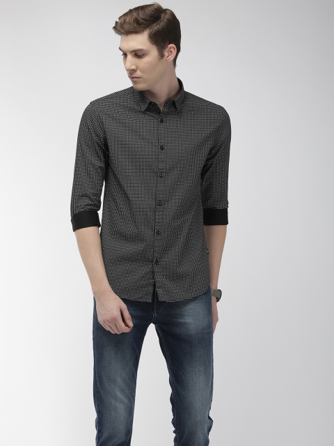 

Flying Machine Men Black & White Slim Fit Printed Casual Shirt