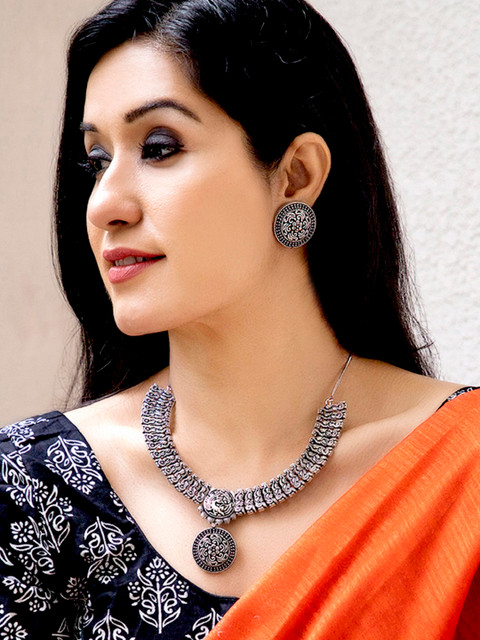 

Rubans Oxidised Silver-Toned Oxidised Jewellery Set