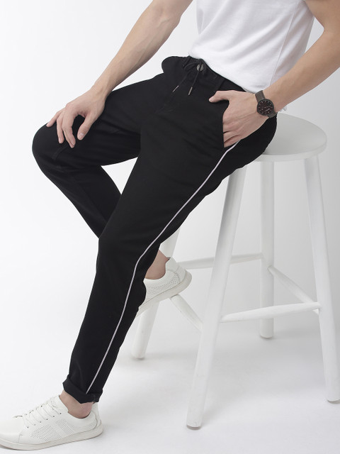 

Mast & Harbour Men Black Carrot Regular Fit Mid-Rise Clean Look Stretchable Jeans