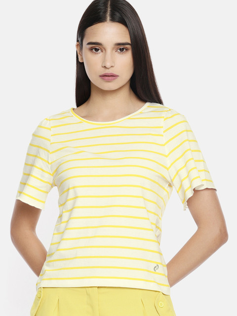 

Denizen From Levis Women Yellow Horizontal Striped Round Neck T-shirt