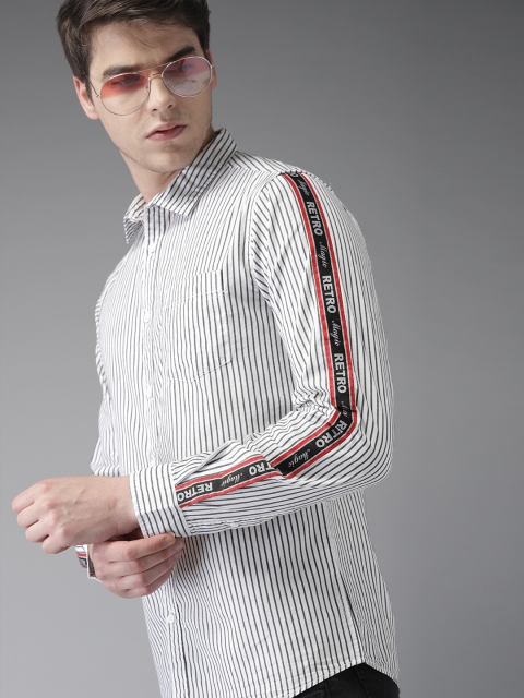 

Moda Rapido Men White & Black Slim Fit Striped Casual Shirt