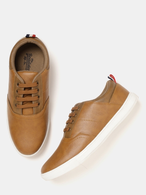 

Roadster Men Brown Sneakers