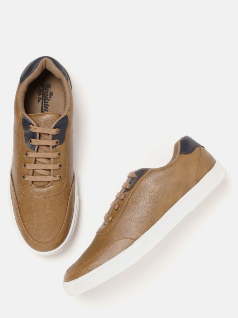 

Roadster Men Brown Sneakers